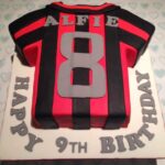 football-shirt-cake